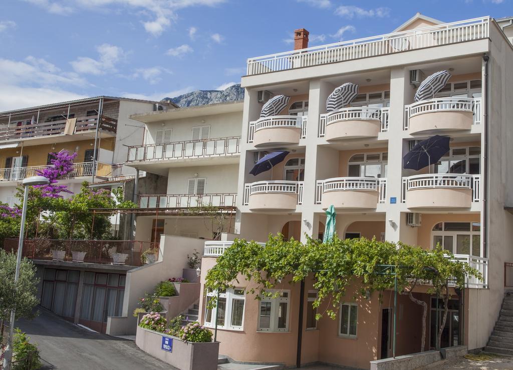 Apartments Kovac Makarska Exterior photo