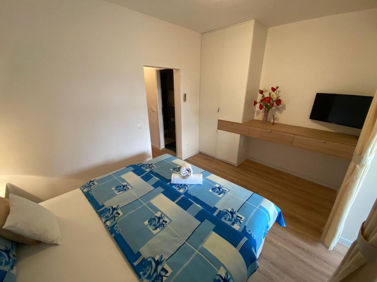 Apartments Kovac Makarska Exterior photo