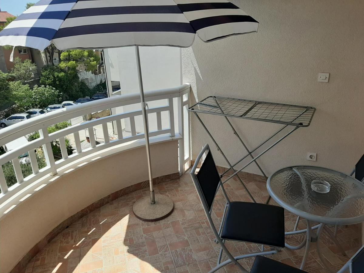 Apartments Kovac Makarska Exterior photo
