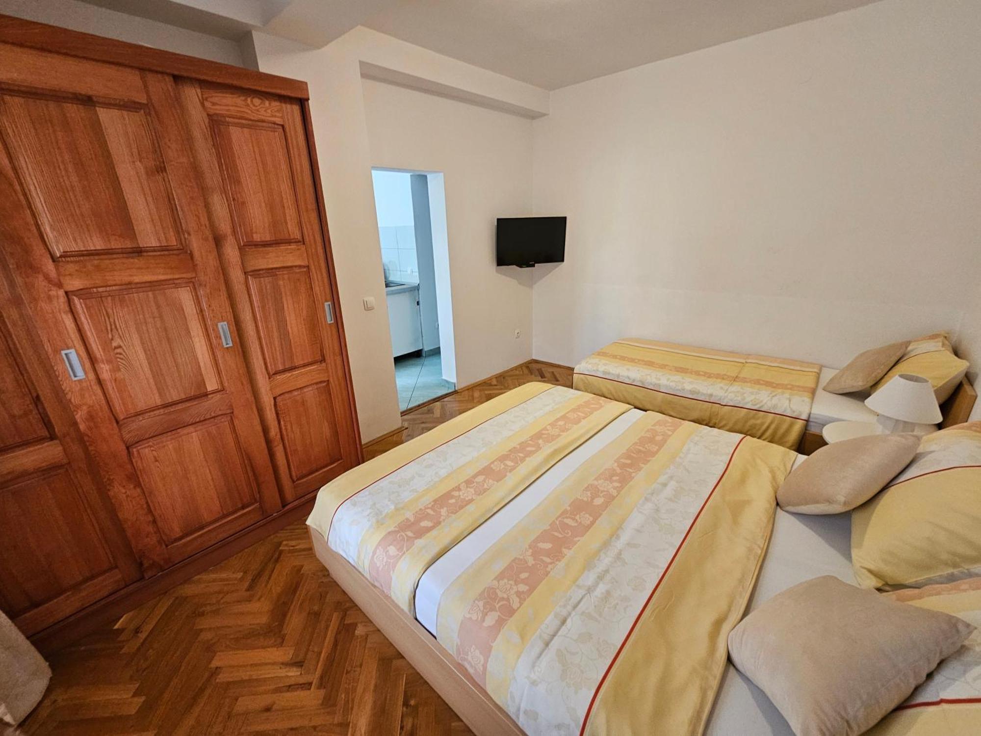 Apartments Kovac Makarska Room photo
